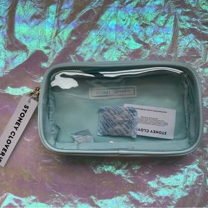 Stoney Clover Lane sky small clear front